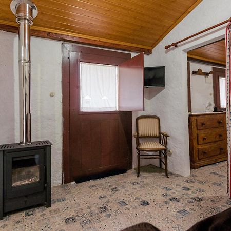 セロリコ・デ・バスト Casa Lavoura Em Requeixoゲストハウス エクステリア 写真