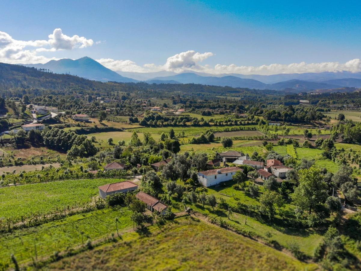 セロリコ・デ・バスト Casa Lavoura Em Requeixoゲストハウス エクステリア 写真