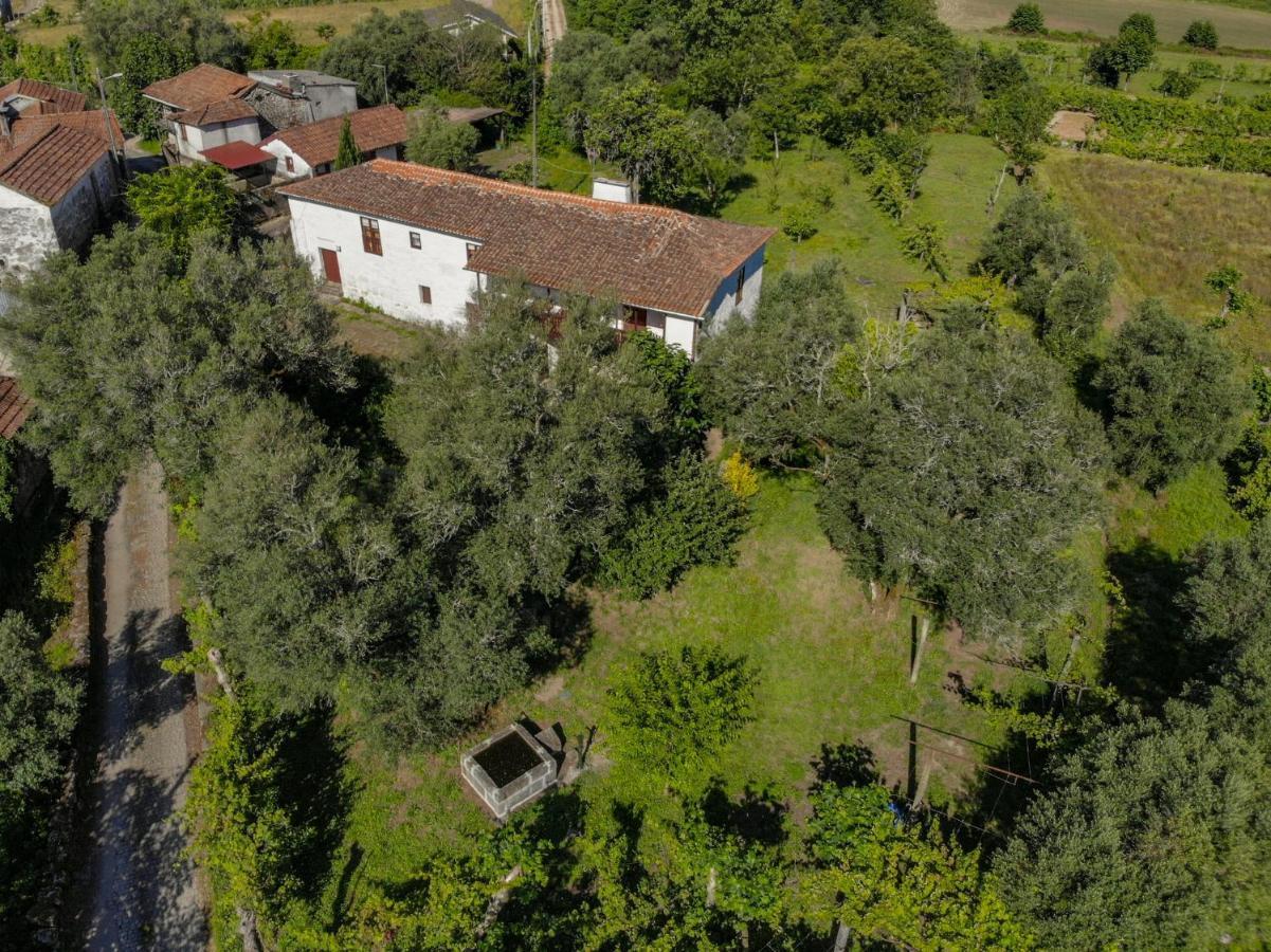 セロリコ・デ・バスト Casa Lavoura Em Requeixoゲストハウス エクステリア 写真