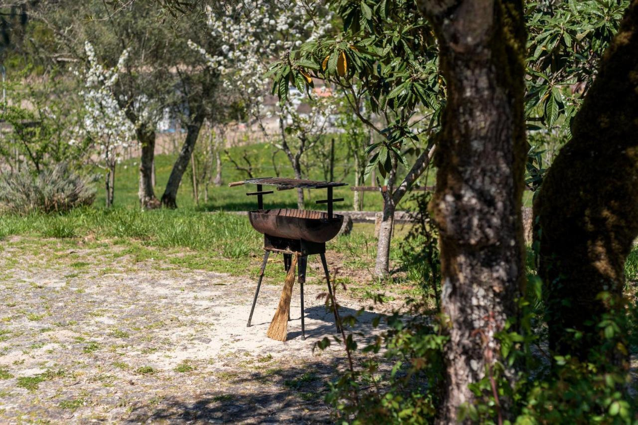 セロリコ・デ・バスト Casa Lavoura Em Requeixoゲストハウス エクステリア 写真